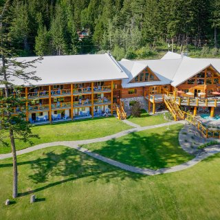 Tyax Lodge & Heliskiing