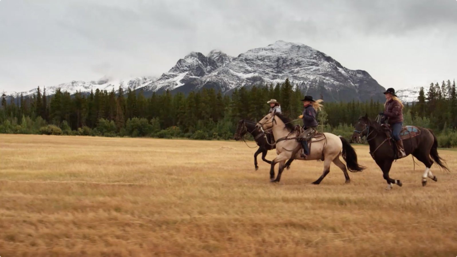 Visit British Columbia's Land Without Limits | Cariboo Chilcotin Coast