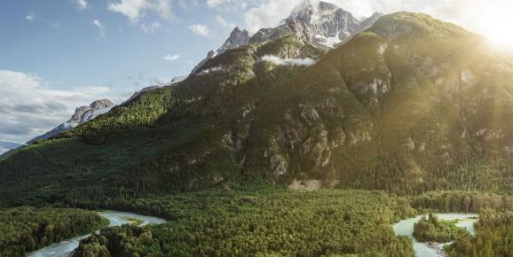 Things to do & where to stay in the Bella Coola Valley