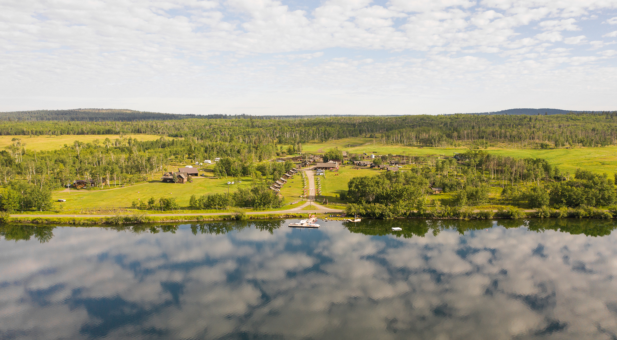 Where are the Best Lakes in British Columbia for… - Land Without Limits